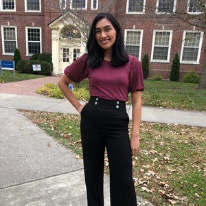 Meet your Posher, Idalia